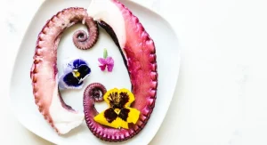 8 Edible Flowers That Add Color to the Garden and Flavor to the Plate